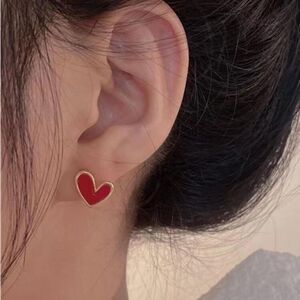 5/$25 HEART ❤️ STUDS